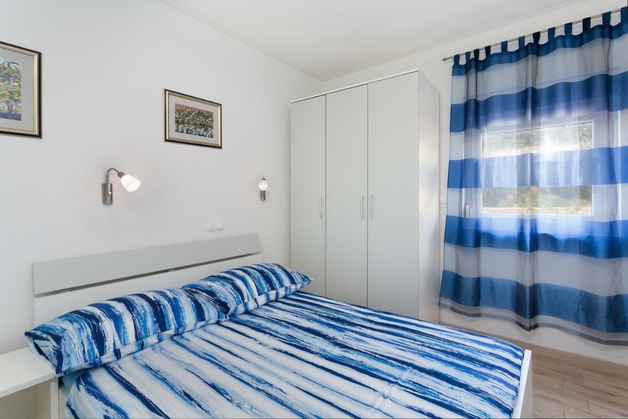 Apartments Silva Slatine Zewnętrze zdjęcie