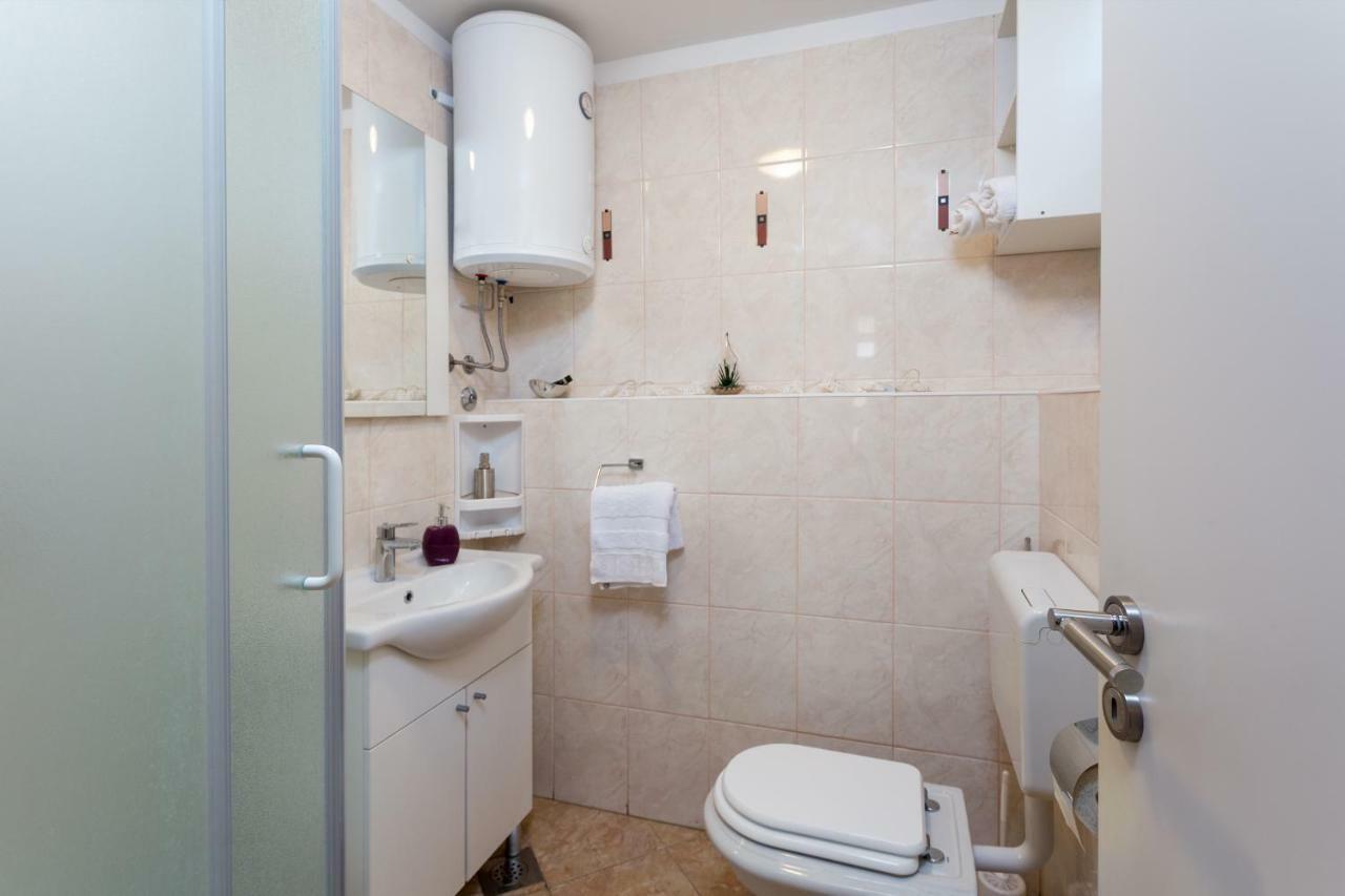 Apartments Silva Slatine Zewnętrze zdjęcie